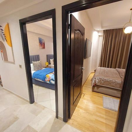 Luxury Downtown Apartment Of 80M2 In Front Of Hassan 2 Mosque And Sea From Family , Pour Famille , Interdit Couples Araabic Non Marie, Forbidden Unmarried Araabic Couples Basement Car Park 카사블랑카 외부 사진