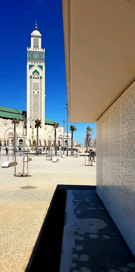 Luxury Downtown Apartment Of 80M2 In Front Of Hassan 2 Mosque And Sea From Family , Pour Famille , Interdit Couples Araabic Non Marie, Forbidden Unmarried Araabic Couples Basement Car Park 카사블랑카 외부 사진