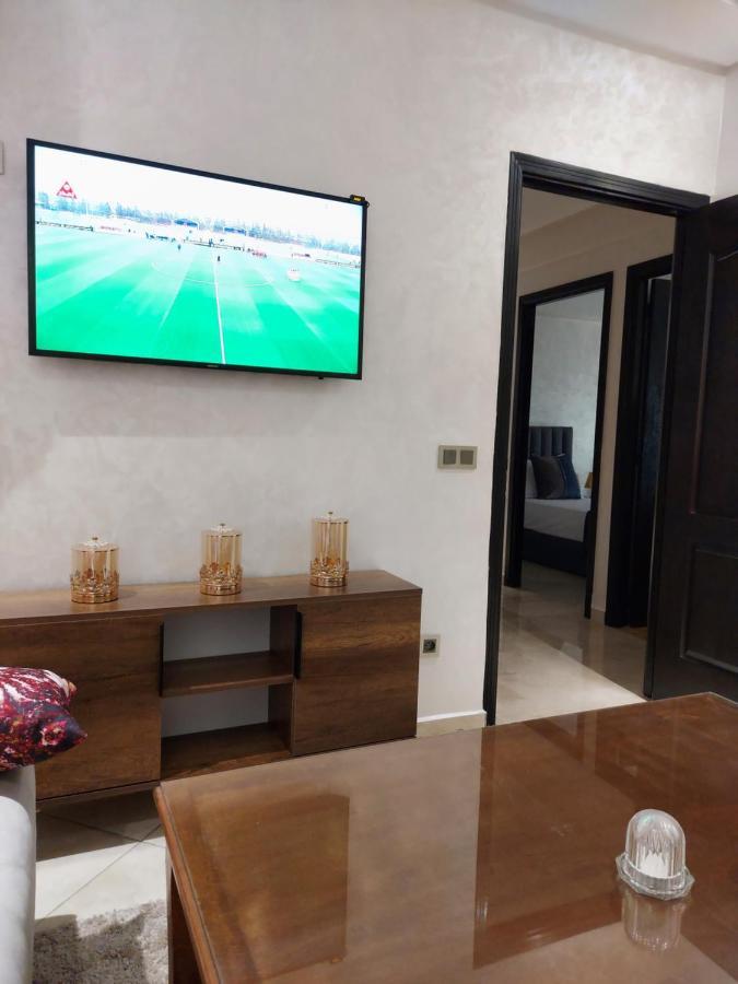 Luxury Downtown Apartment Of 80M2 In Front Of Hassan 2 Mosque And Sea From Family , Pour Famille , Interdit Couples Araabic Non Marie, Forbidden Unmarried Araabic Couples Basement Car Park 카사블랑카 외부 사진