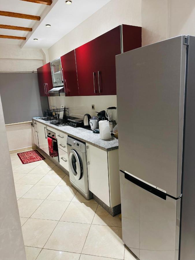 Luxury Downtown Apartment Of 80M2 In Front Of Hassan 2 Mosque And Sea From Family , Pour Famille , Interdit Couples Araabic Non Marie, Forbidden Unmarried Araabic Couples Basement Car Park 카사블랑카 외부 사진